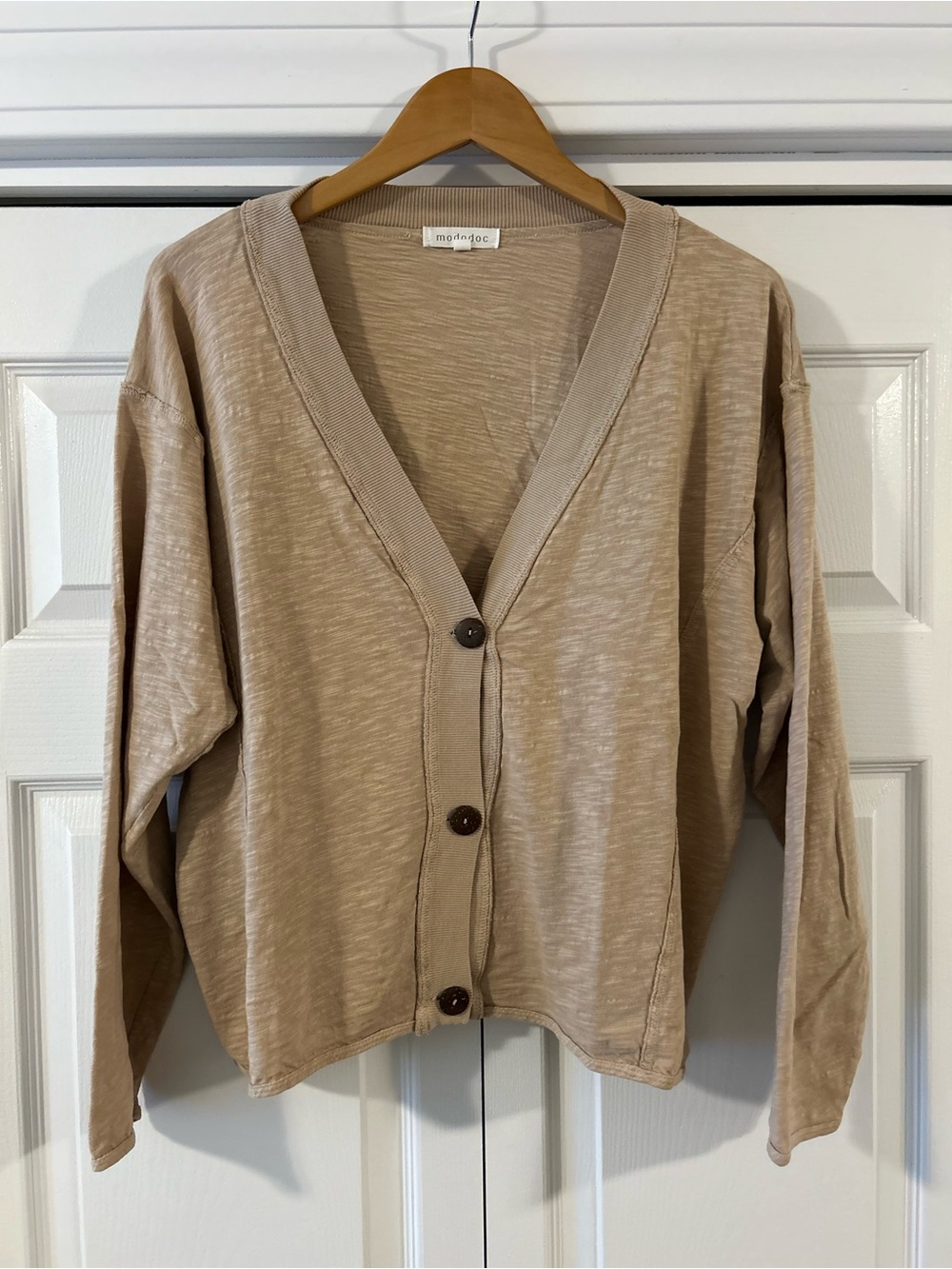 Mododoc Beige Button-Front Cotton Cardigan in Large